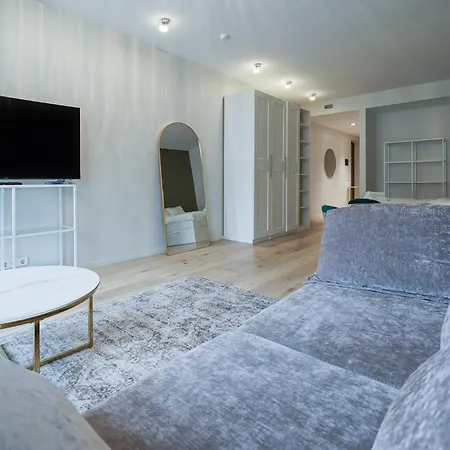 Luxurious Centre Flat Near Freedom Square Tallinn