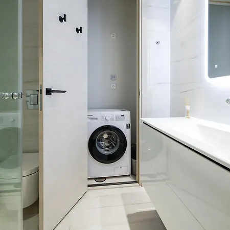 Luxurious Centre Flat Near Freedom Square Apartmán Tallinn
